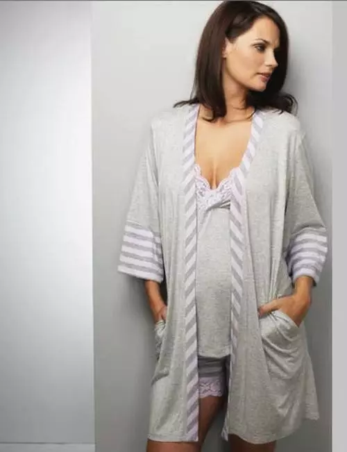 Pijamas para madres embarazadas y de enfermería (55 fotos) 1616_19