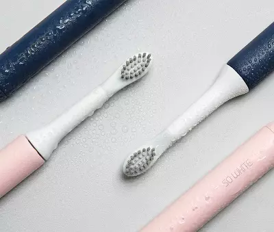 Xiaomi Toothbrushes: Siopas leictreach X3 Sonic Toothbrush Leictreach agus Sooas X5, Fuaim agus Múnlaí Eile, soic agus athbhreithnithe 16176_30