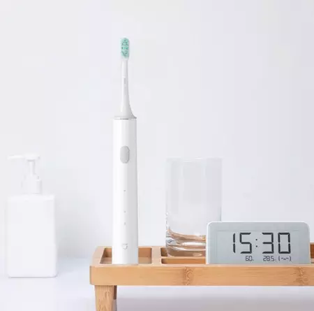 Xiaomi Toothbrushes: எலக்ட்ரிக் SOOCAS X3 சோனிக் எலக்ட்ரிக் டூப்ரூஷ் மற்றும் SOOCAS X5, ஒலி மற்றும் பிற மாதிரிகள், முனைகள் மற்றும் விமர்சனங்கள் 16176_41