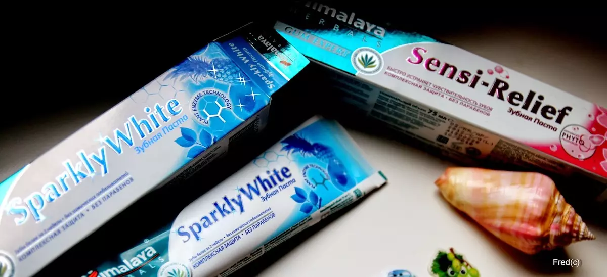 Toothpaste Hermals Himalaya: pasta pemutihan, perawatan lengkap karo perlindungan kompleks lan pastes liyane, tips pilihan 16189_14