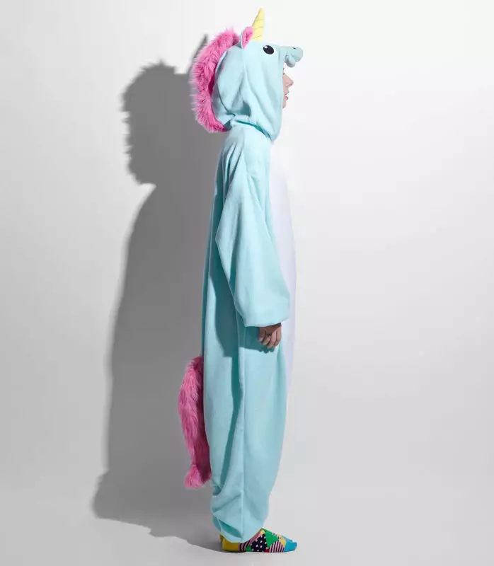 Pijamalar Unicorn (34 fotosurat): ayol, erkaklar, bolalar modellari 1622_10