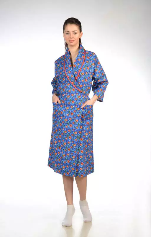Flannel robe 45 photos: Women's bathrobes from flannels with odor, on buttons, large sizes 1633_19