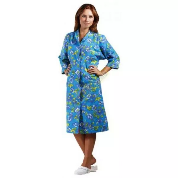Flannel robe 45 photos: Women's bathrobes from flannels with odor, on buttons, large sizes 1633_22