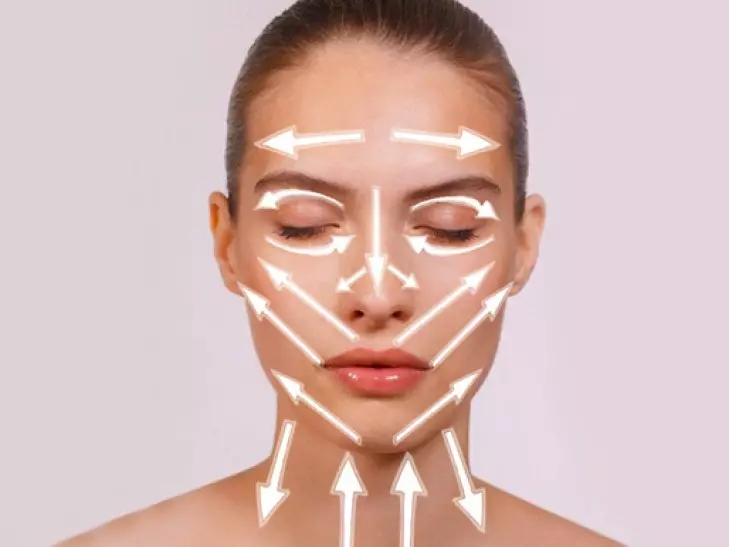 Масаж на лице с лъжици: sporal техника масаж против бръчки у дома, помага или не - мнения и резултати 16437_4