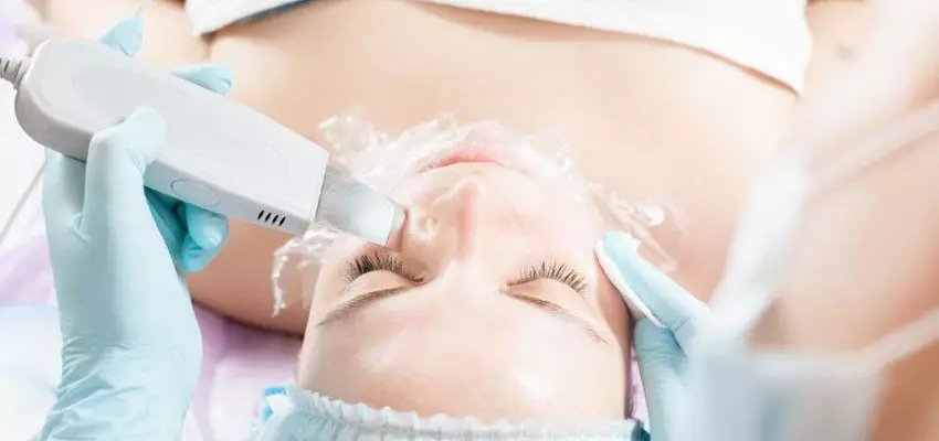 Ultrazvukové čištění obličeje (27 fotek): Co to je, jak dělat ultrazvuk, používat ultrazvuk doma, recenze 16456_12