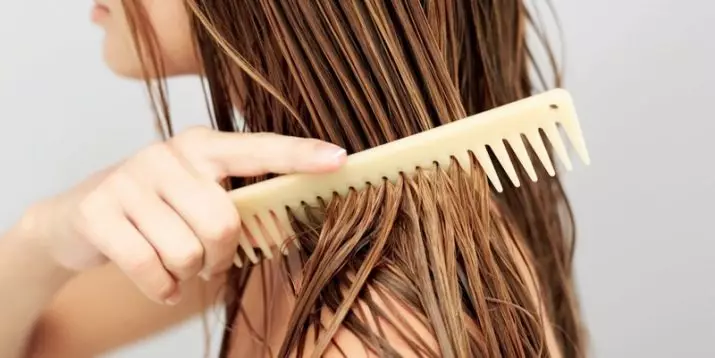 Sisir mana yang lebih baik untuk rambut (36 foto): Cara memilih, yang terbaik dan berguna untuk rambut tipis, yang seharusnya, rambut yang tidak membahayakan, ulasan 16536_2