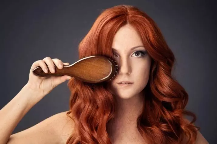 قاب با موی سرخ (39 عکس): نحوه انتخاب یک مدل برای شانه مو، دور با یک گراز موی و با موهای اسب، بررسی ها 16539_10