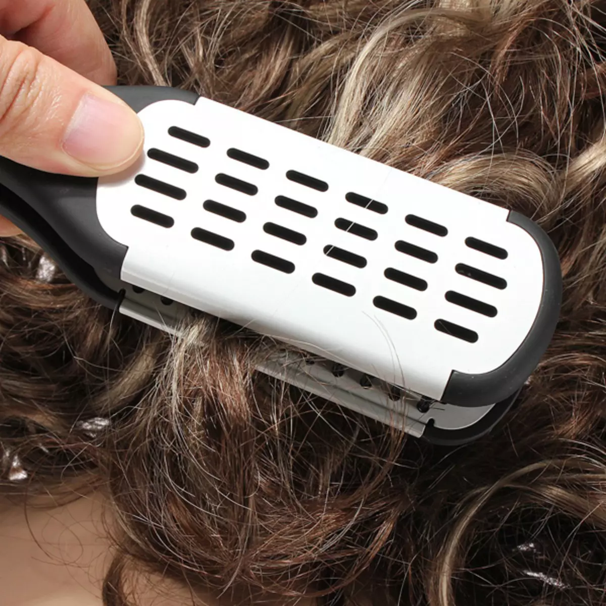 빗 정류기 (37 장의 사진) : 머리카락을 곧게 펴기위한 전기 빠른 머리 직선기, 철 범프 리뷰 16566_10