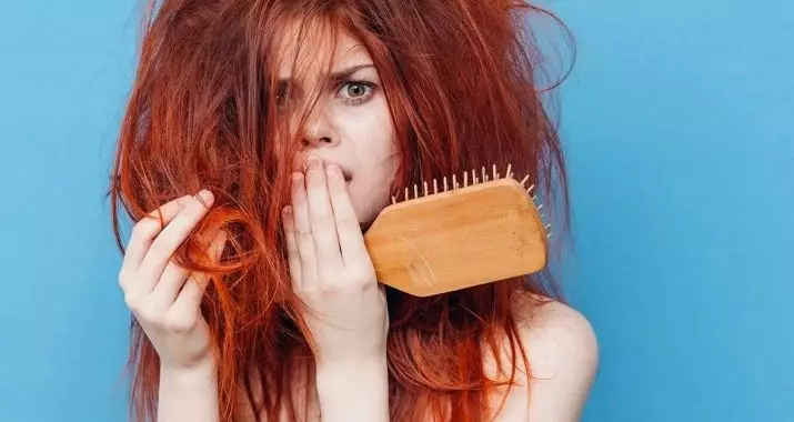 Laminasi rambut oleh sarana profesional di rumah: obat apa yang lebih baik digunakan di rumah? Ulasan perempuan 16586_4