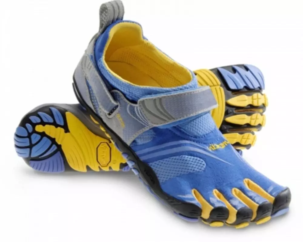 Vibram Shoes (58 wêneyên): Bi solên ji vibrat, pêncfinger û sneakers, çiya û pêlavên zivistanê yên ji bo tûrîzmê 1662_14