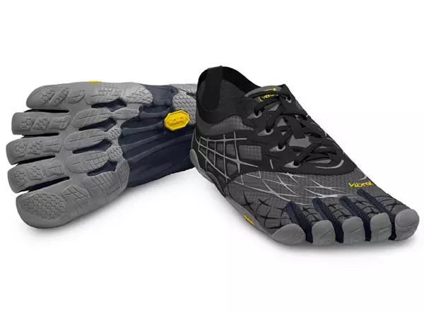 Vibram Shoes (58 լուսանկար). Boots with րամեկուսիչ, հինգֆինգեր եւ սպորտային կոշիկներ, լեռնային եւ ձմեռային կոշիկներ զբոսաշրջության համար 1662_22