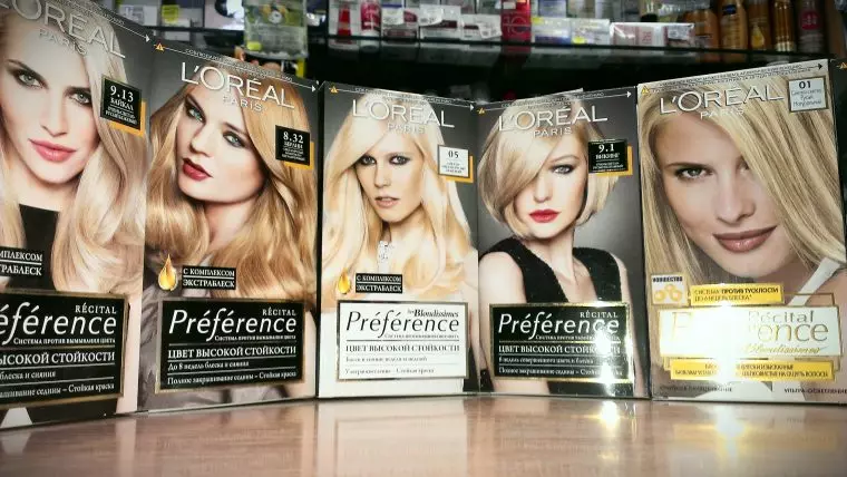 Färgande hårblond (50 bilder): Trendiga tendenser målar kort och långt hår. Hur målar du blont och mörkt hår medellängd? 16673_34