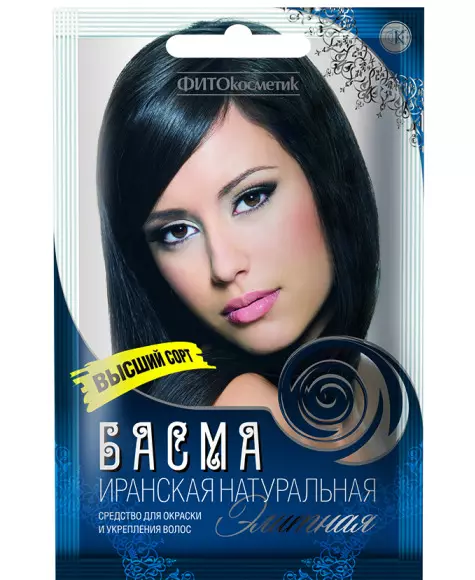 Saç boyama şık eğilimleri (139 fotoğraflar): Farklı saç kesimlerinin boyamadaki kış yeni ürünler, kadın saçın modern şık renkleri 16677_36