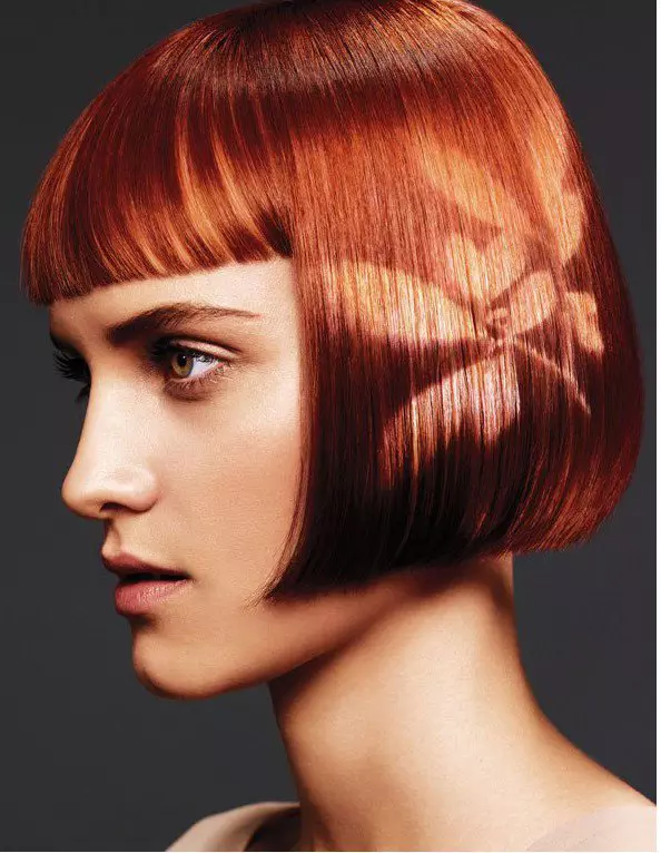 Moderne Tendenzen der Haarfarbe (139 Fotos): Winter neue Produkte in der Malerei verschiedener Haarschnitte, moderne stilvolle Farben des weiblichen Haares 16677_79