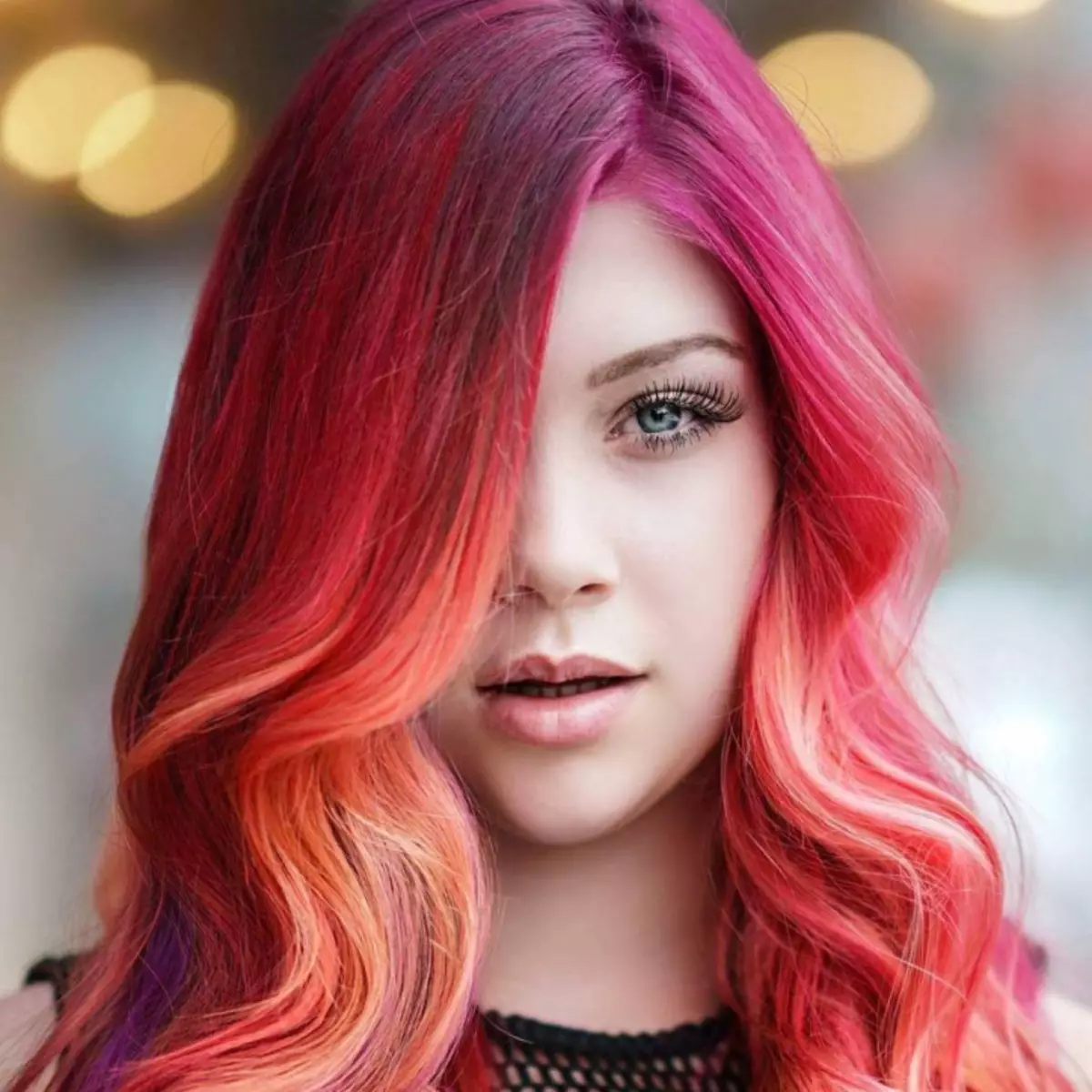 Colorção de cabelo colorido (74 fotos): Como escolher tinta para coloração brilhante? Como pintar cabelos curtos, médios e longos? Dicas de pintura 16684_66