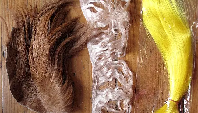 Bir peruk nasıl yapılır? Evde bir kişi için doğal saçtan kendi peruk nasıl yapılır? Başka ne yapabilirim? Bunu yapmak ne kadar zor? 16708_8