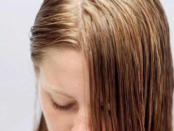 Qu'est-ce qui vaut mieux pour les cheveux: bootox ou kératine? 17 Photo Quelle est la différence entre les Botoks du redressement de la kératine? Que choisir? Filles Reviews 16749_17