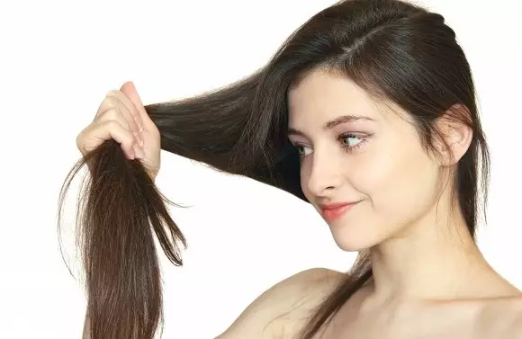 Comment faire pousser des cheveux à la maison? 48 photos Comment cultiver les cheveux pendant 10-20 cm par semaine? Recettes folkloriques et massage pour activer la croissance des cheveux 16757_9