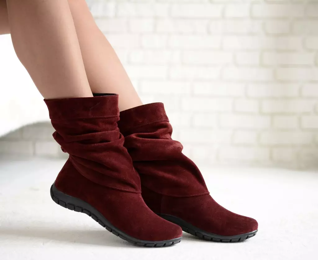 女式半靴子（76張）：穿著白色，紅色和其他顏色，橡膠和皮革，沒有腳跟和其他的運動模型？ 1678_5