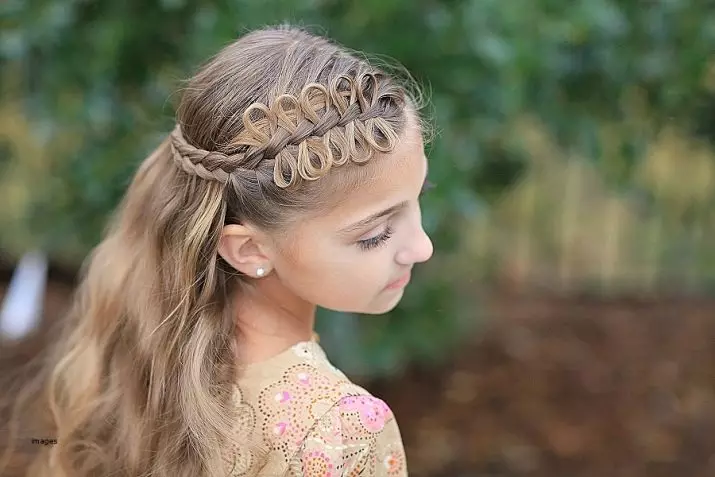 Фризура-лак за девојката: Како да чекор по чекор за да направите лак на долга коса на дете? Примери за убави деца фризури 16832_32