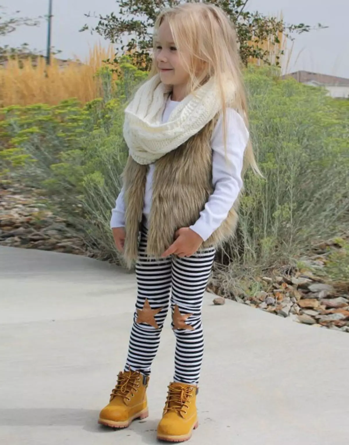 Separuh kasut untuk kanak-kanak perempuan: musim sejuk, demi-musim dan musim luruh, putih, oren dan model warna lain, kulit dan dirasai 1685_24
