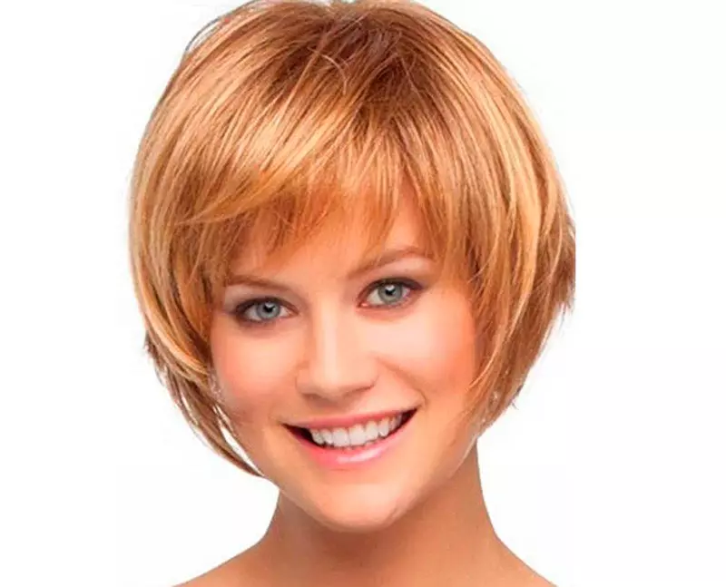 Haircut Cascade用短髮的劉海（68張照片）：帶劉海的級聯髮型的類型和方案。髮型是否為薄發的女孩級聯？ 16876_30