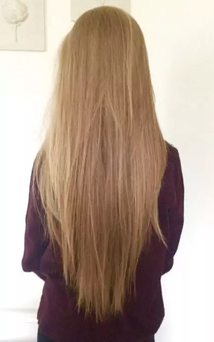 對於十幾歲的女孩髮型（46張）：選擇兒童13-14歲，15-16年中期和長期的頭髮老一個時尚靚麗的髮型 16894_21