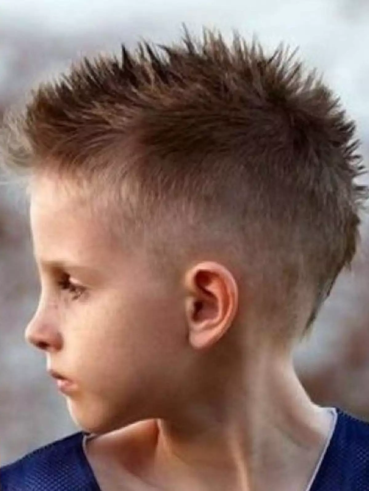 Короткі стрижки для хлопчиків-підлітків (40 фото): модні зачіски на коротке волосся, стильні стрижки для хлопців 16940_23