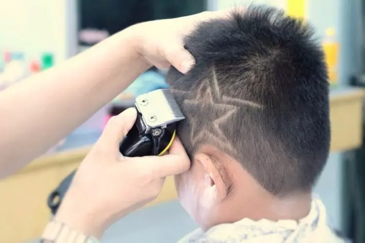 Haircuts for en gutt med et mønster (40 bilder): Barnas frisyrer med mønstre, trendy tegninger på templer 16944_11