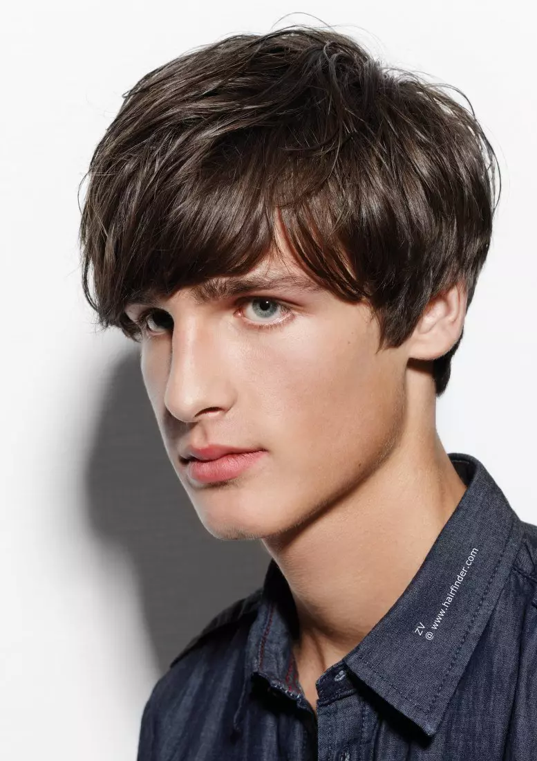 Haircuts a tizenéves fiúkhoz (92 fotók): divatos ifjúsági frizurák a fiatal férfiak számára, vicces lehetőségek, legjobb modell stílusos hajvágások 16945_33