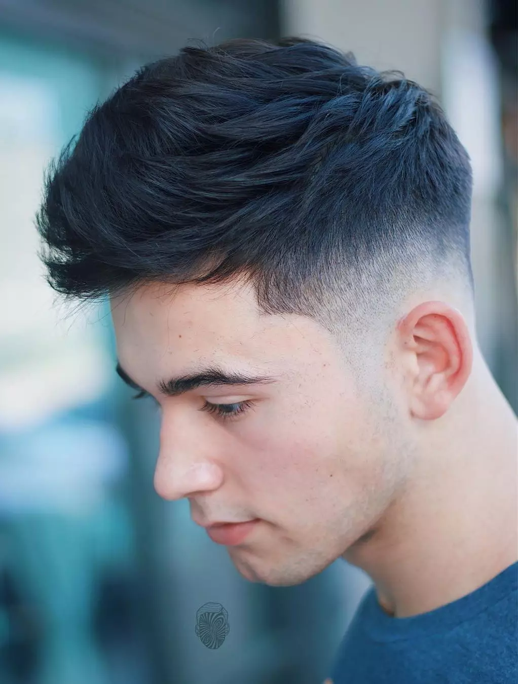 Haircuts a tizenéves fiúkhoz (92 fotók): divatos ifjúsági frizurák a fiatal férfiak számára, vicces lehetőségek, legjobb modell stílusos hajvágások 16945_64
