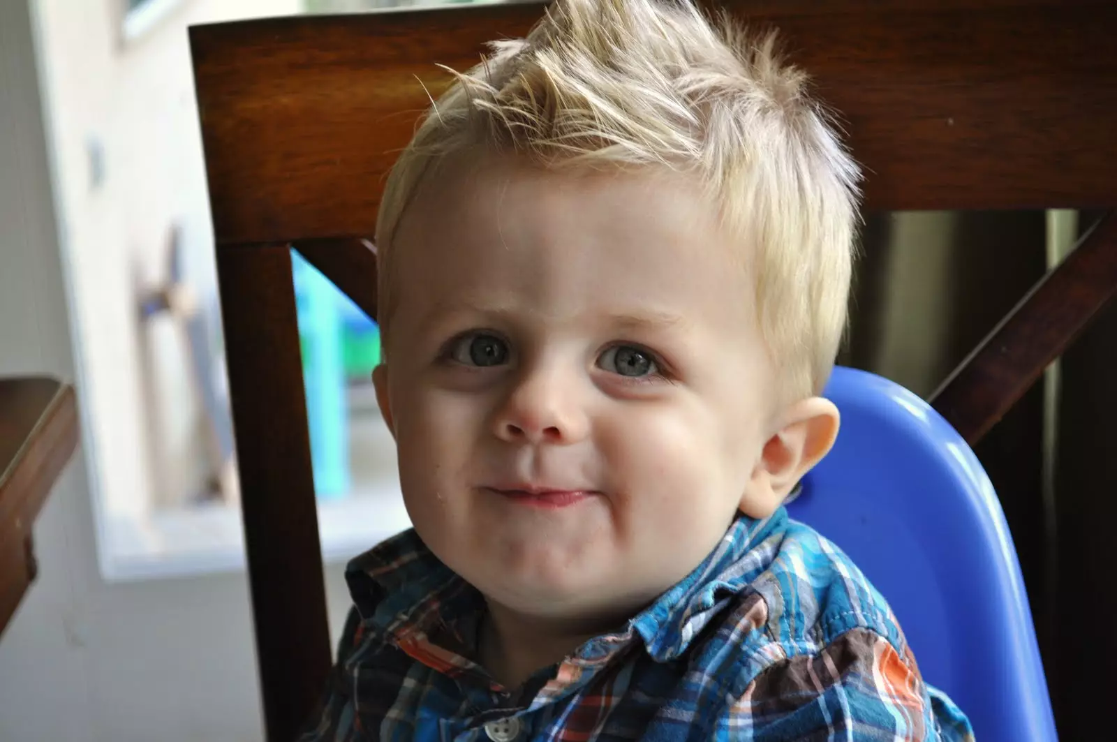 歳の男の子のための子供の2年間のヘアスタイル、流行の赤ちゃんのヘアカット：小さな男の子のヘアカット（43枚の写真） 16950_34