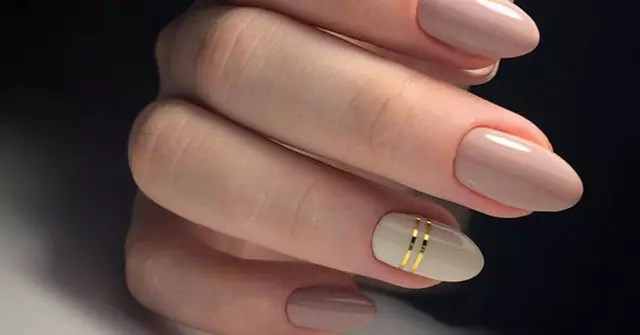 Manicura suave Shellac (36 fotos): tons pastel nas uñas. Beige, Rosa e outros tons brillantes no deseño de manicura 17002_31