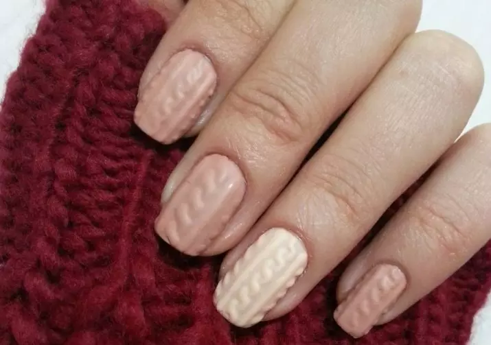 Delikatny Manicure Shelcac (36 zdjęć): Pastelowe tony na paznokciach. Beżowy, różowy i inne jasne odcienie w projekcie manicure 17002_34