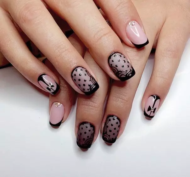 Franch em unhas ovais (46 fotos): manicure francês na forma de oval 17048_45