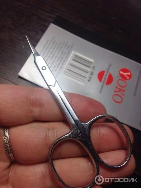 Scissors ye cuticle: Maitiro ekusarudza nyanzvi yemapundu-tweezers uye trimmers zinger kana yoko kubvisa cuticle? 17054_19