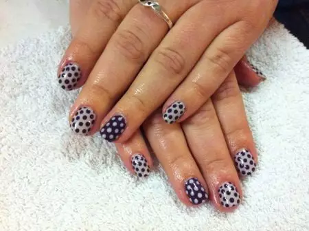 Pontos para unhas (48 fotos): o que é e como usar? Design de manicure com ponto passo a passo. O que pode ser substituído? 17068_47