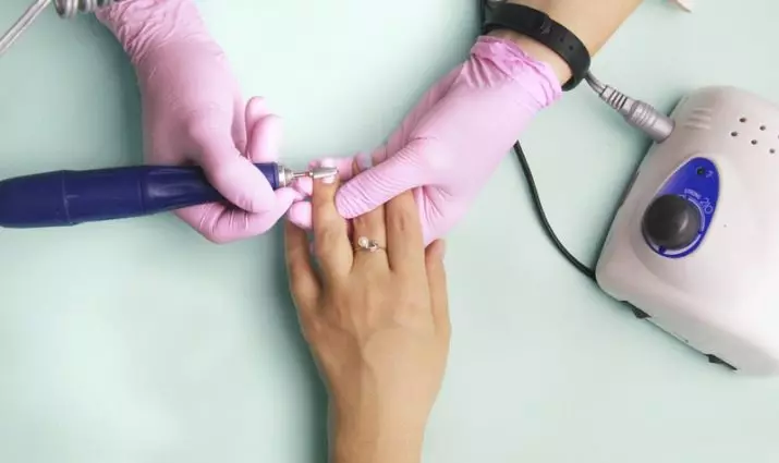 Mesin untuk manicure perkakasan (40 foto): Bagaimana untuk memilih mesin profesional dan cara menggunakannya? Ulasan 17094_25