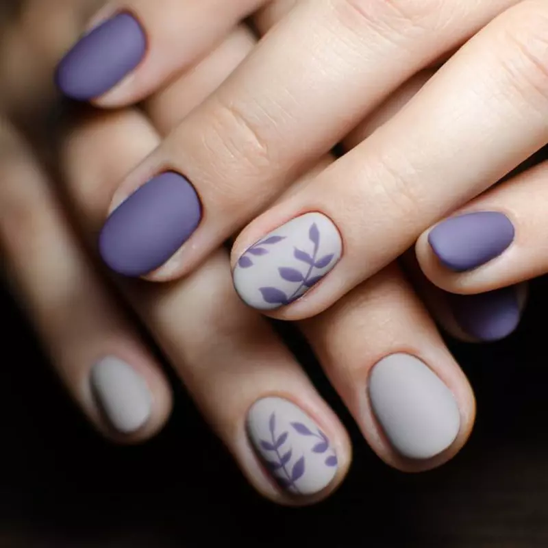 Letni manicure na krótkich paznokciach (86 zdjęć): Warianty jasny i piękny design na lato. Łatwe i proste pomysły na manicure dla nastolatków 17115_27