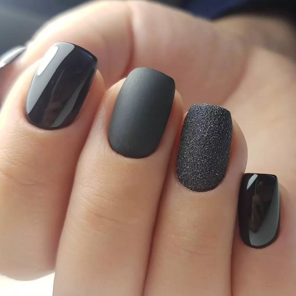 Letni manicure na krótkich paznokciach (86 zdjęć): Warianty jasny i piękny design na lato. Łatwe i proste pomysły na manicure dla nastolatków 17115_56