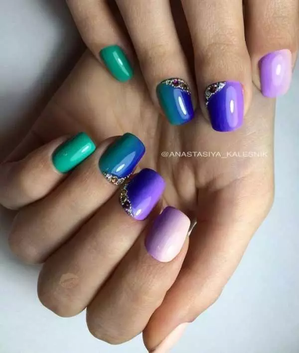 Manicure design for short nails (134 photos): ideas of beautiful design with drawings. Fashionable novelties. Options for cute manicure on small nails 17116_87