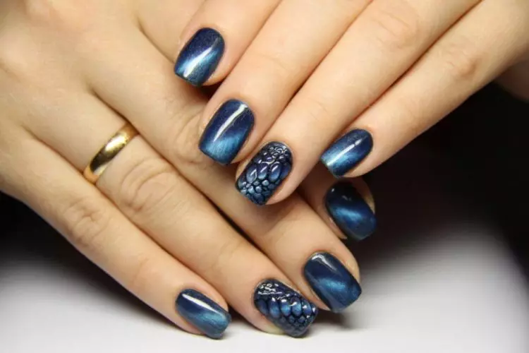 Manicure on Short Wide Nails (17 foto): che design scegliere 17124_16