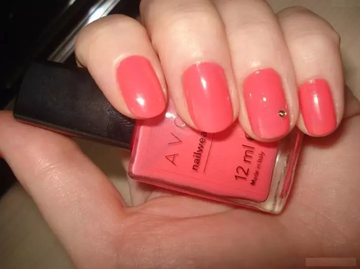 I-Avon Nail Polilish: Iimpawu zongqokelela 