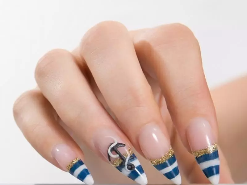 Boja francuskim na noktima (85 fotografije): Francuska manikura s prekrasnim dizajnom ili uzorak dvije boje na ovalne nokte 17188_27