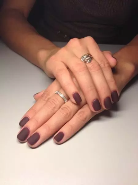 馬薩拉顏色修指甲（60張照片）：釘子設計與馬薩拉清漆，婚禮修指甲的想法 17204_4