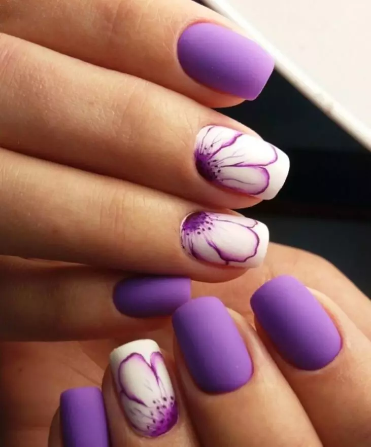 Lavender Manikúra (48 fotografií): Nail Design s lakom v levanduľových farbách, farebné funkcie 17207_10