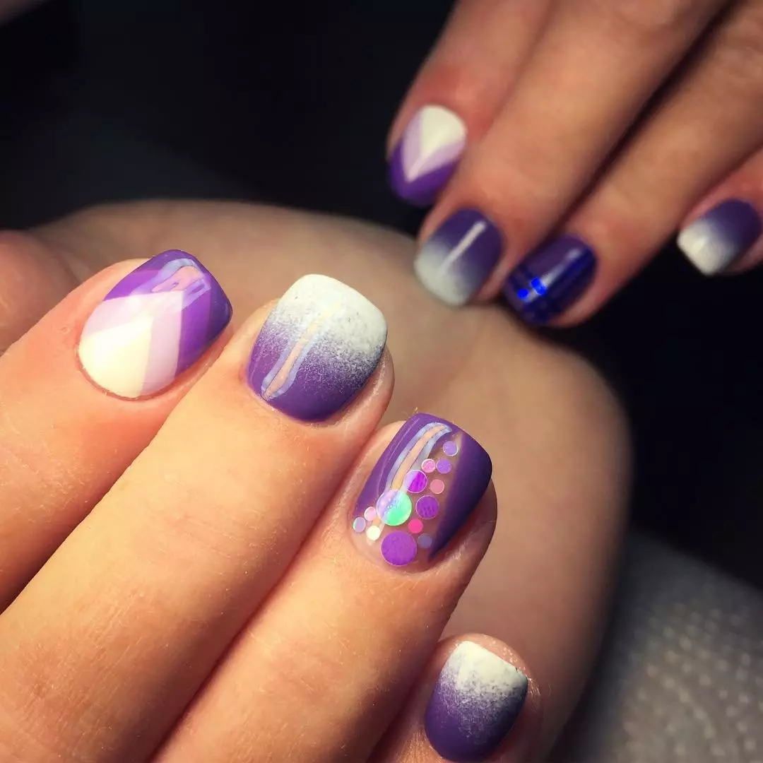 Lavender Manicure (48 myndir): Naglihönnun með lakki í lavender litum, litum eiginleikum 17207_11