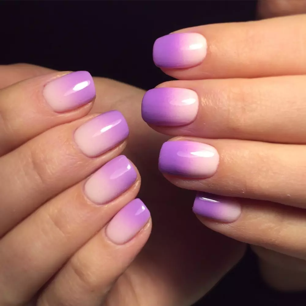 Lavender Manikúra (48 fotografií): Nail Design s lakom v levanduľových farbách, farebné funkcie 17207_22