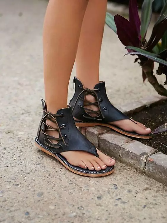 Mooie sandalen (95 foto's): stijlvol 2021, het mooiste 1720_92