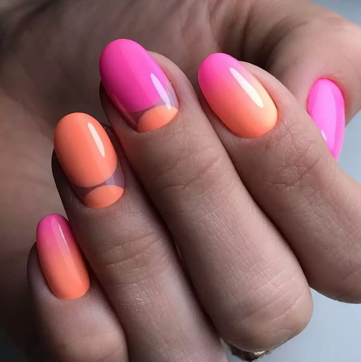 Peach Manicure (86 Foto): Desain Nail Kuku Cerah, Wêdakakêna Manikur Matia Matia Varnish 17211_20